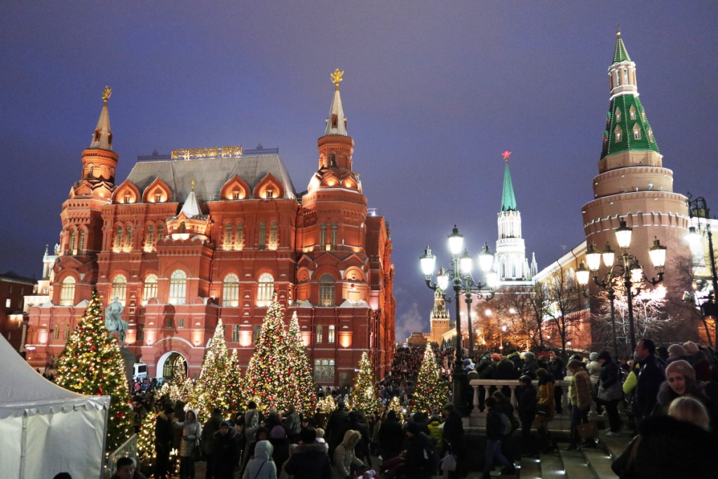 Москва где встретить новый. Новый год в Нижнем Новгороде 2018. Новогодние достопримечательности Нижнего Новгорода. Елей достопримечательности. Нижний Новгород достопримечат в новый год.